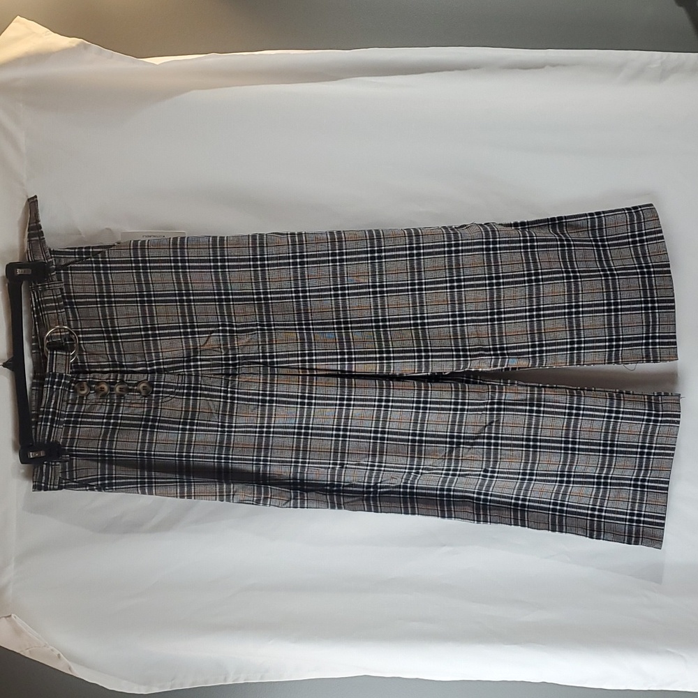 Clad & Cloth Heads up plaid pants in a size Medium